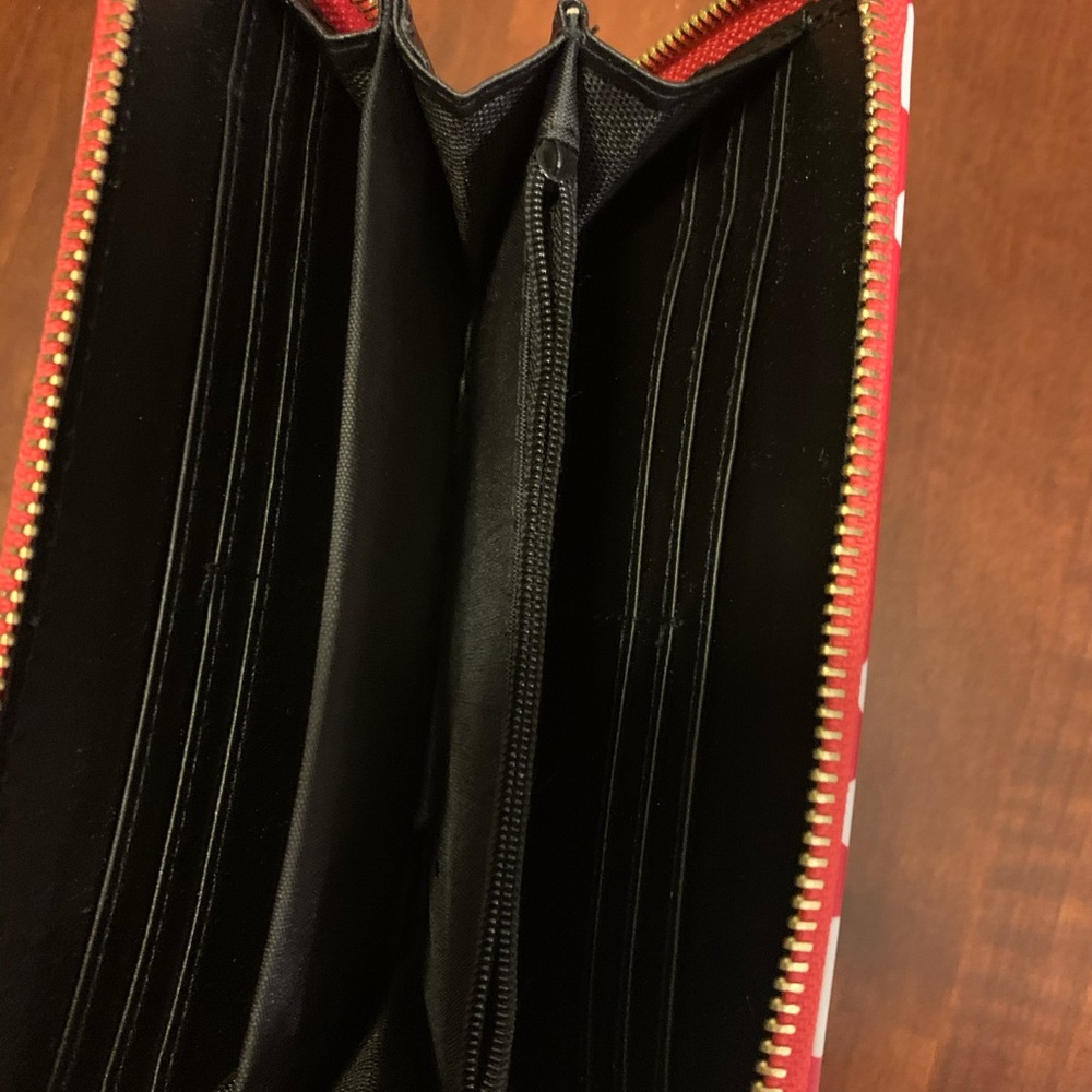 Wallet - Picture 4 of 4